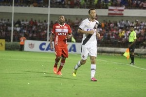 No primeiro turno, vitória vascaína no Estádio Rei Pelé No primeiro turno, vitória vascaína no Estádio Rei Pelé