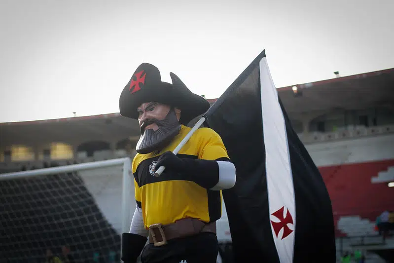 Mascote Almirante Dan A Durante Goleada Do Vasco E V Deo Viraliza