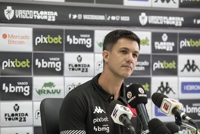 Maurício Barbieri revela conversa Abel Braga sobre chegada ao Vasco