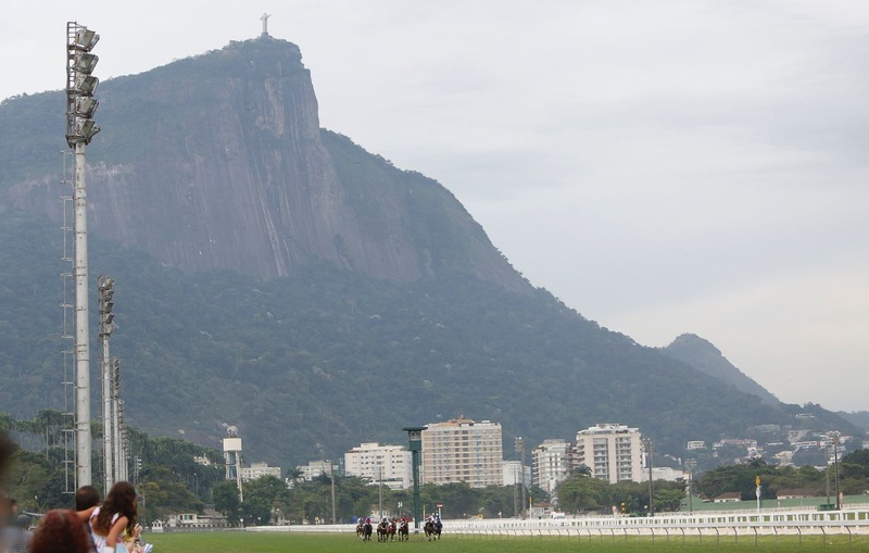 Vasco recebeu homenagem do Jockey Club Brasileiro