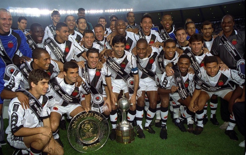 Vasco venceu a Libertadores de 1998 após passar por gigantes do continente no mata-mata