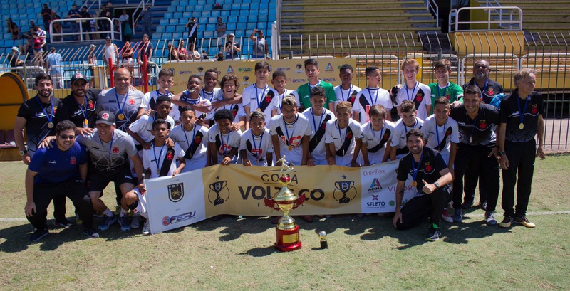 Sub-13 é campeão da Copa Voltaçõ sobre o Flamengo