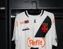 Camisa do Vasco com simbolo de luto por Isaque Souza (Carlos Gregório Jr/Vasco.com.br)