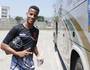 Michael posa antes do embarque do Vasco para a estreia na Copa do Brasil sub-17 (Foto: Rafael Ribeiro | Vasco)