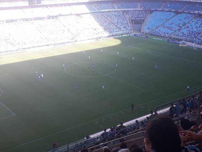 Acima o início da jogada do gol vascaíno.
