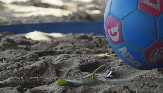 Arena de Futebol de Areia começa a ser montada na segunda-feira (9)