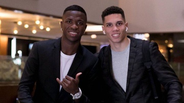 Vinícius Júnior e Paulinho