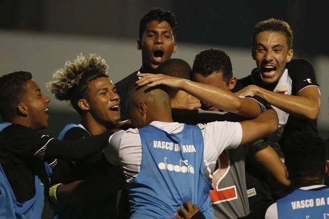 União do elenco foi destacada pelo camisa 5 vascaíno