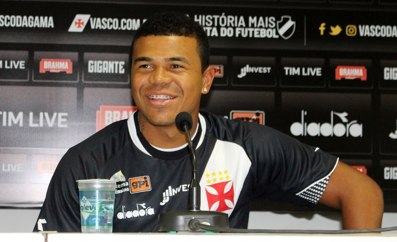Yan Sasse se mostrou empolgado com a oportunidade de atuar pelo Vasco