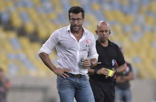 Alberto Valentim durante o jogo contra o Bangu
