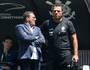 Vanderlei Luxemburgo conversa com auxiliar Maurício Copertino (Fernando Roberto/Agência Futpress)