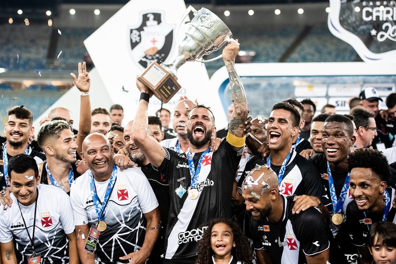 O Almanaque do Vasco lista os jogos do time principal do Vasco até abril de 2019