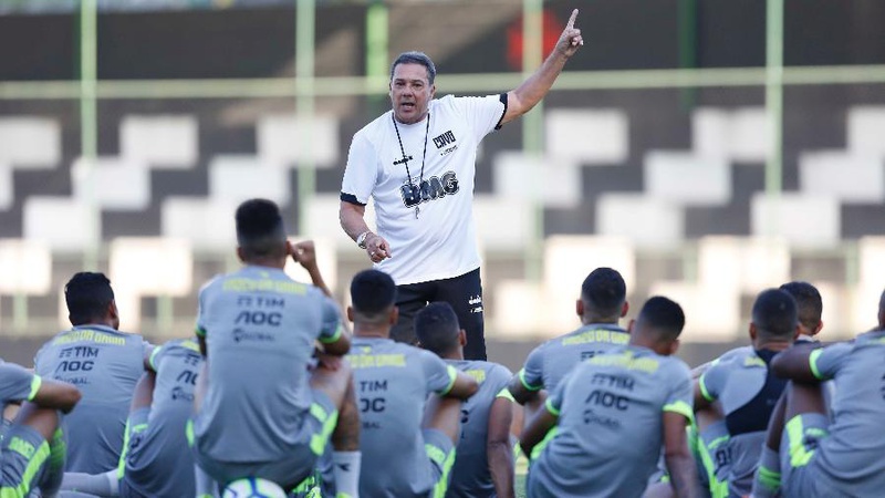 Vanderlei Luxemburgo quer equipe alcançando a melhor colocação possível no Brasileiro