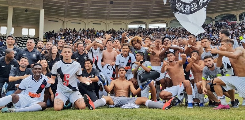Ainda com Bruno Gomes e Pec, Vasco comemora título da Taça Rio sub-20 em 2019