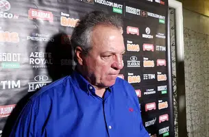 Abel Braga durante entrevista coletiva do Vasco