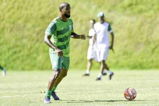 Jogador é monitorado por outros clubes do Brasil