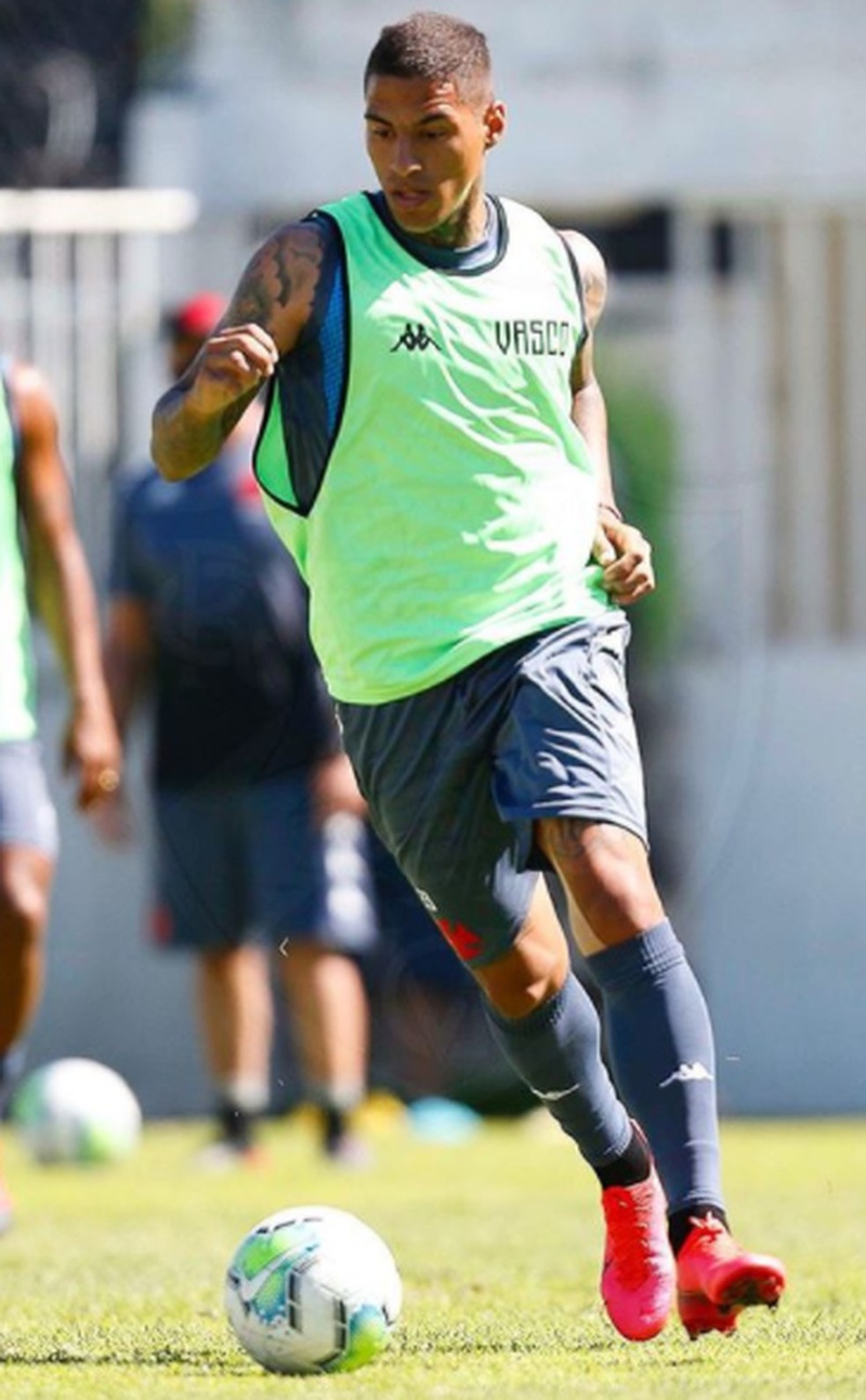 Relacionado, Carlinhos tem chance de fazer estreia pelo Vasco nesta quinta-feira