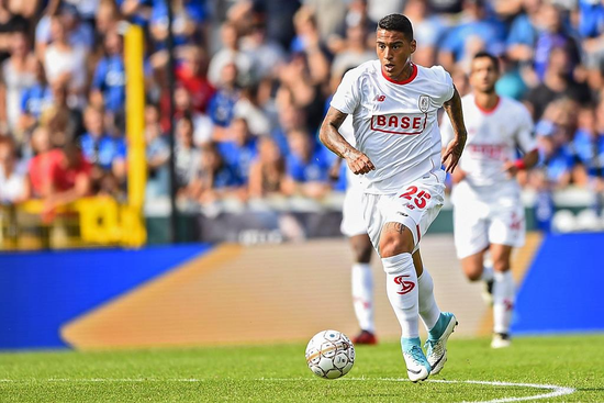 Carlinhos, meia-atacante