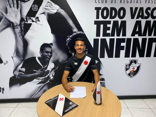 José Vitor assinou até 2023