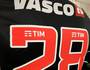 Vasco TV estampada na camisa (Reprodução/Twitter oficial do Vasco)