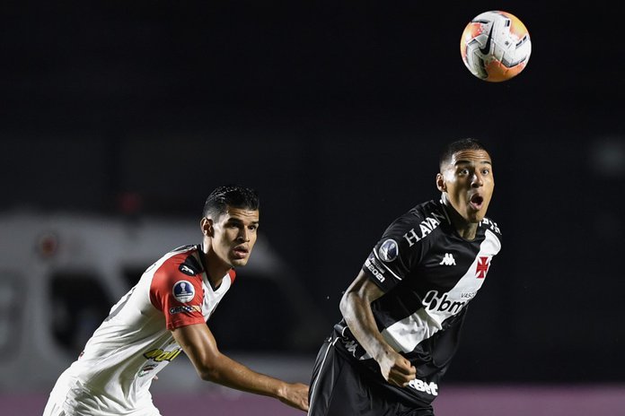 Vasco Segura Empate Com Caracas E Vai As Oitavas Da Sul Americana 04 11 2020 Uol Esporte