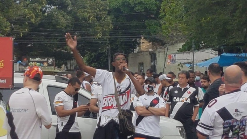 Eleição: Protesto em São Januário