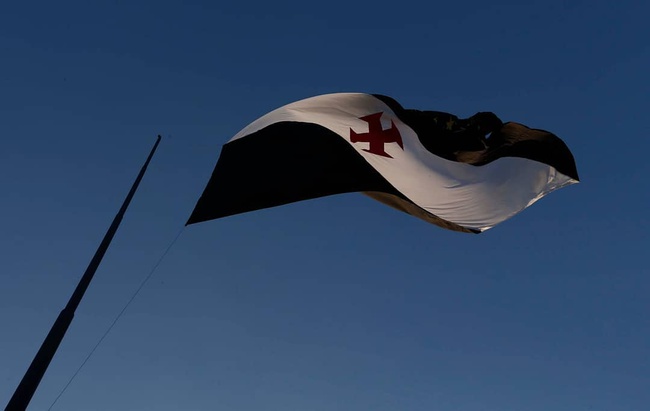 Bandeira do Vasco hasteada no CT