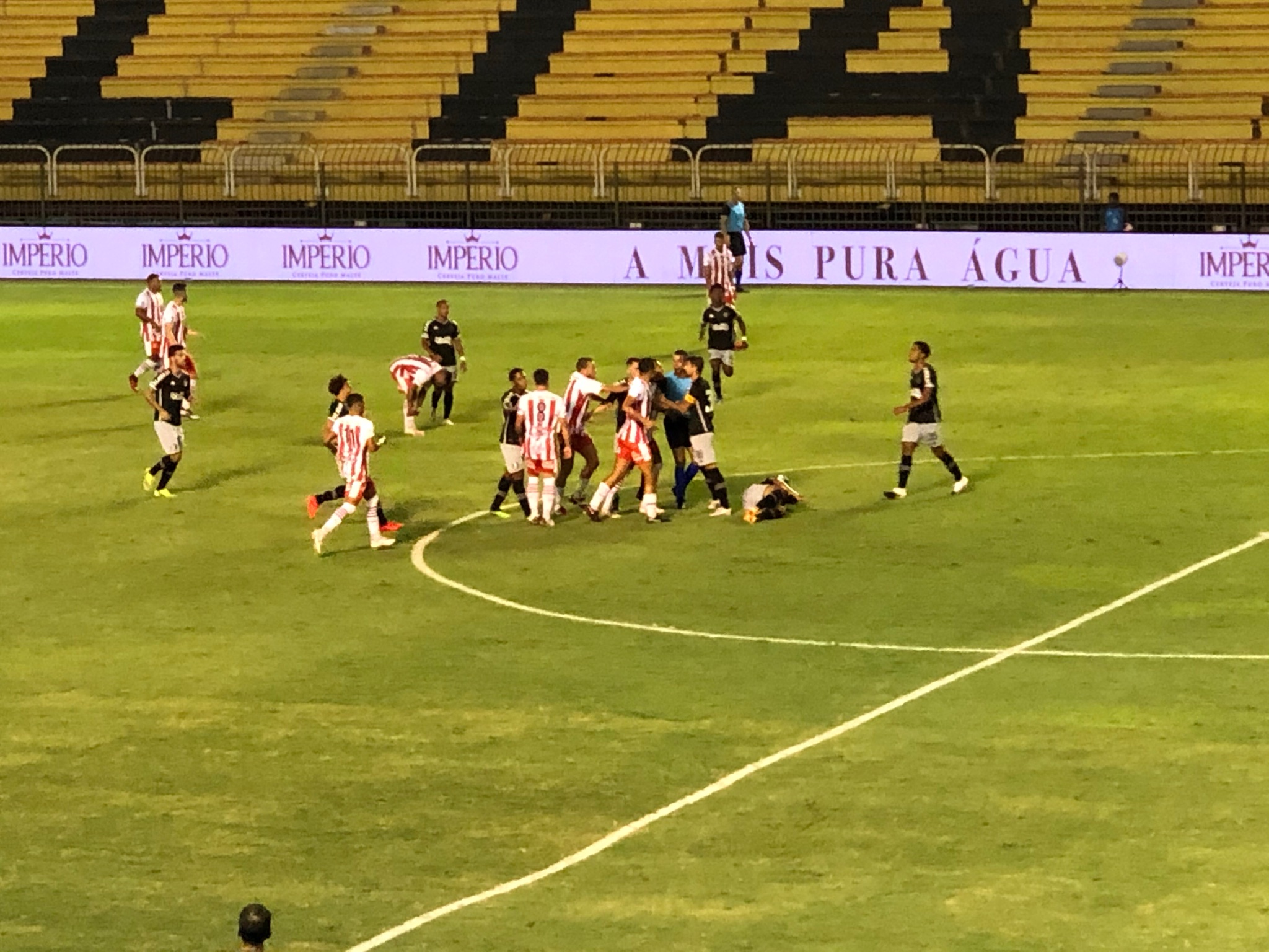 Vasco x Bangu: Onde assistir, escalações e arbitragem | SuperVasco