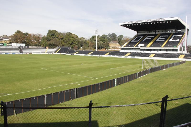 Vídeo mostra o gramado do Germano Krüger, palco de Operário x Vasco