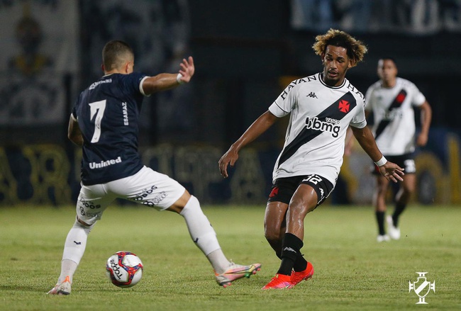 MT em ação contra o Remo