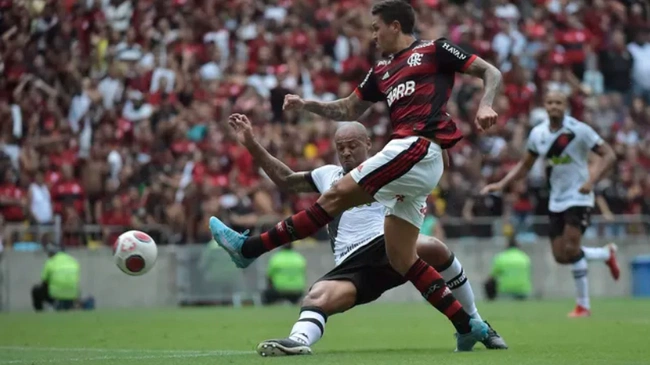 Anderson Conceição contra o Flamengo