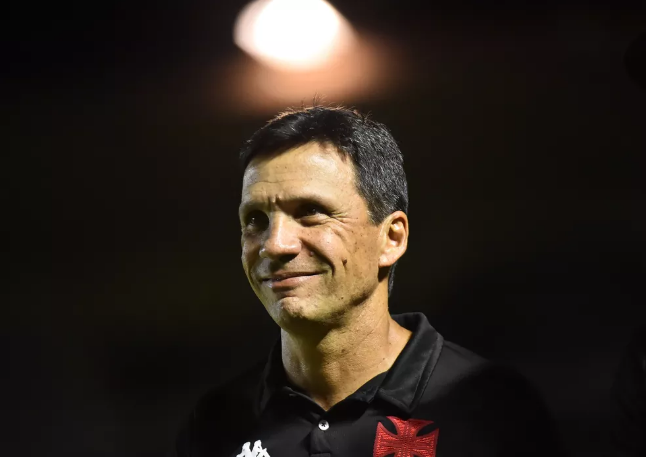 Zé Ricardo fala dos objetivos que conseguiu no Vasco e elogia torcida