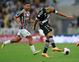 Rodrigo contra o Fluminense (Daniel Ramalho/Vasco)