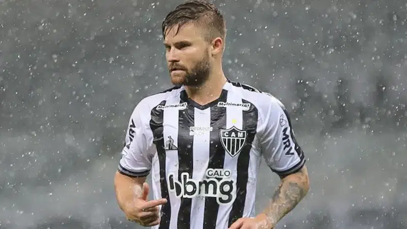 Eduardo Sasha aguarda acordo entre Atlético-MG e Vasco Eduardo Sasha aguarda acordo entre Atlético-MG e Vasco