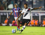 Alex Teixeira contra o Bahia (Daniel Ramalho/Vasco)