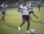 Jair durante treino do Vasco (Daniel Ramalho/Vasco)