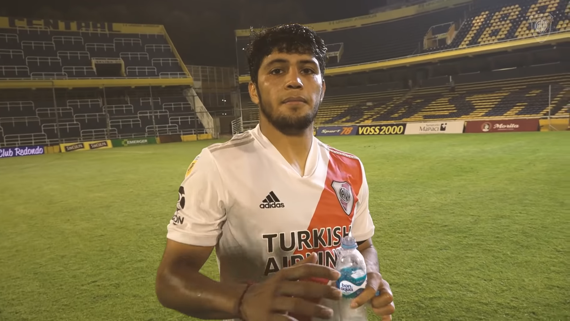 Robert Rojas viajará para o Uruguai mesmo sem ter sido anunciado ...