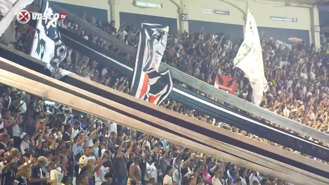 Torcida do Vasco em São Januário