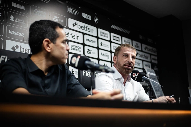 Marcelo Sant'Ana e Pedrinho durante coletiva