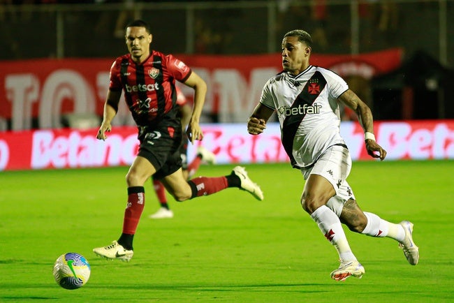 David em ação contra o Vitória