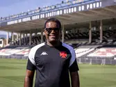 Cassio Barros (Vinicius Gentil)