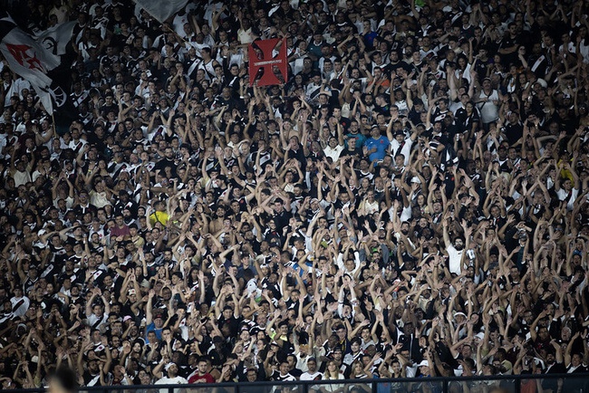 Torcida do Vasco em São Januário