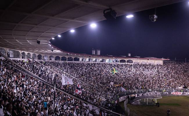 Torcida do Vasco em São Januário