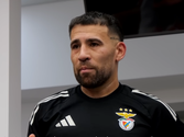 Otamendi (Sport Lisboa e Benfica, Reprodução/Youtube)