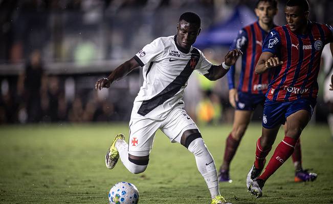 Marino Hinestroza contra o Bahia