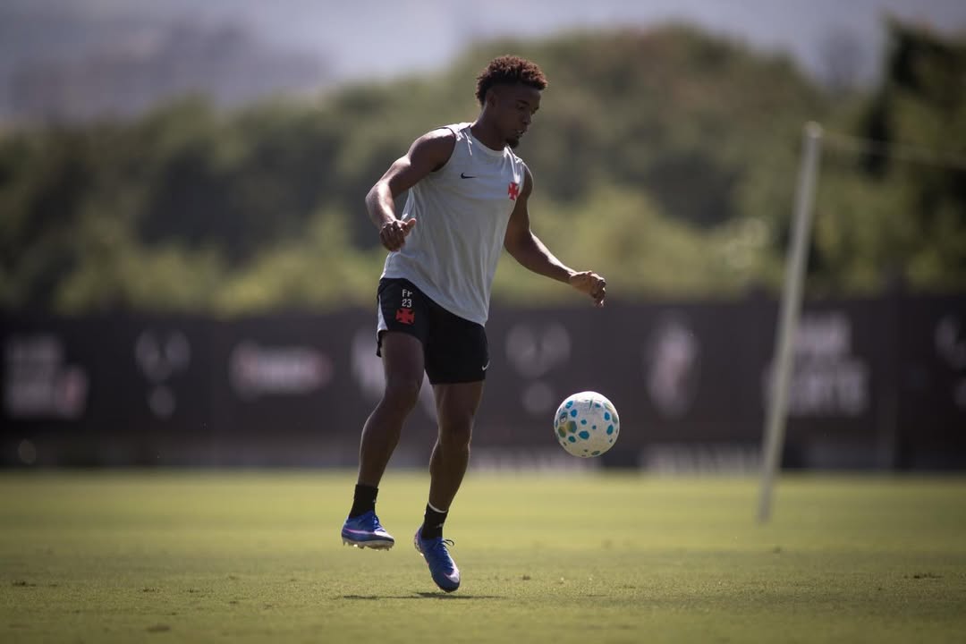 Thiago Mendes deve ser julgado pelo STJD ainda nesta semana por declarações polêmicas