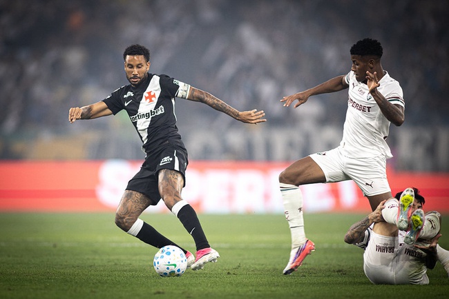 Jair contra o Fluminense