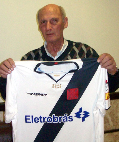 Andrada com a camisa do Vasco