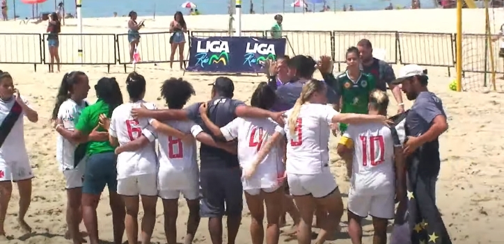 Campeonato feminino de Beach Soccer